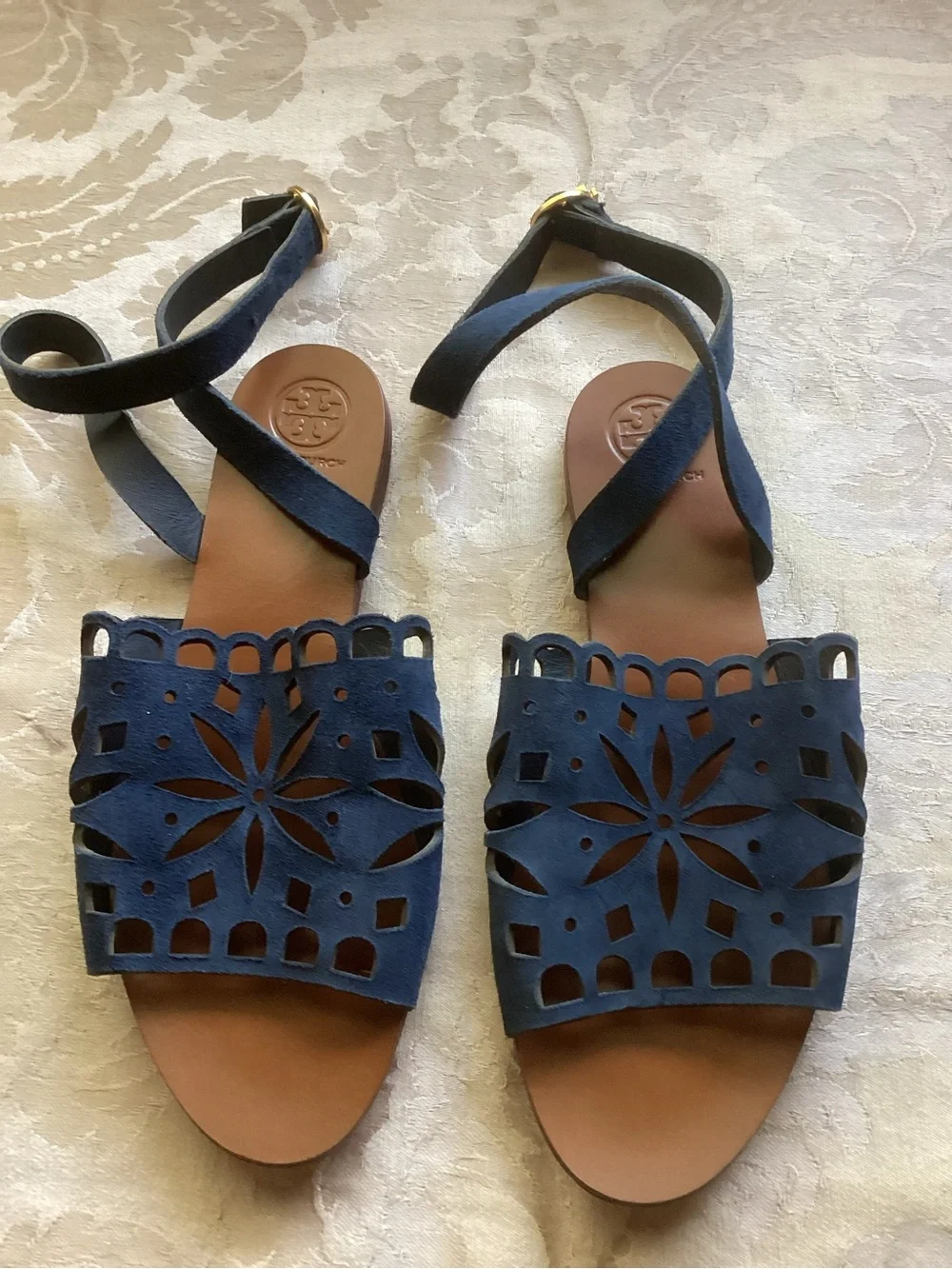 Tory Burch May flat Lancaster suede navy ankle strap laser cut leaf sandals 6.5